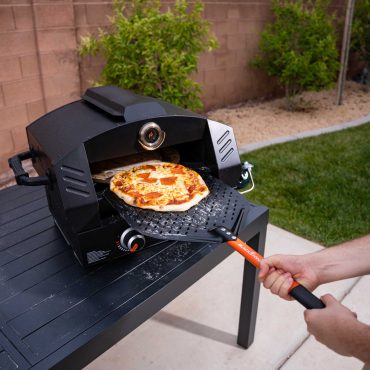 Black Aluminum Pizza Peel